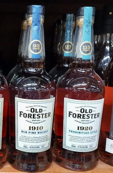 old-forester-1910-vs-old-forester-1920-marcas-de-whisky